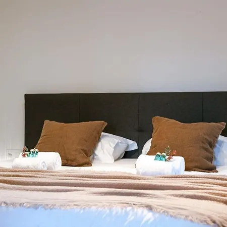 Huswell - Modern Located At Historical Main Square Apartment *