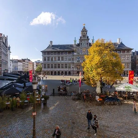 Huswell - Modern Located At Historical Main Square